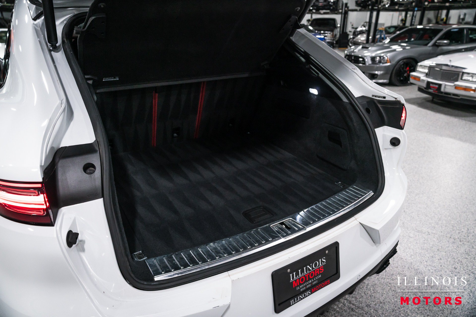 Used 2022 Porsche Cayenne Platinum Edition AWD/4WD image 16