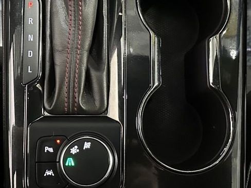 Used 2021 Chevrolet Blazer RS w/ Enhanced Convenience Package FWD image 17