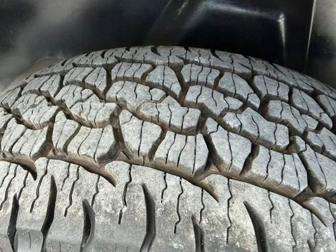 Used 2018 RAM 1500 Classic SLT image 14