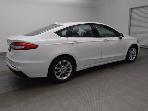 Used 2019 Ford Fusion SE FWD image 10