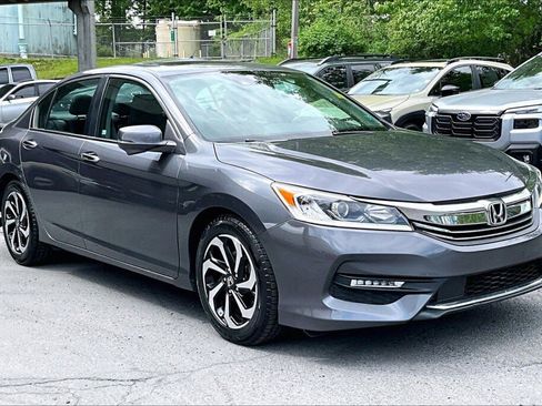 Used 2017 Honda Accord EX-L image 19