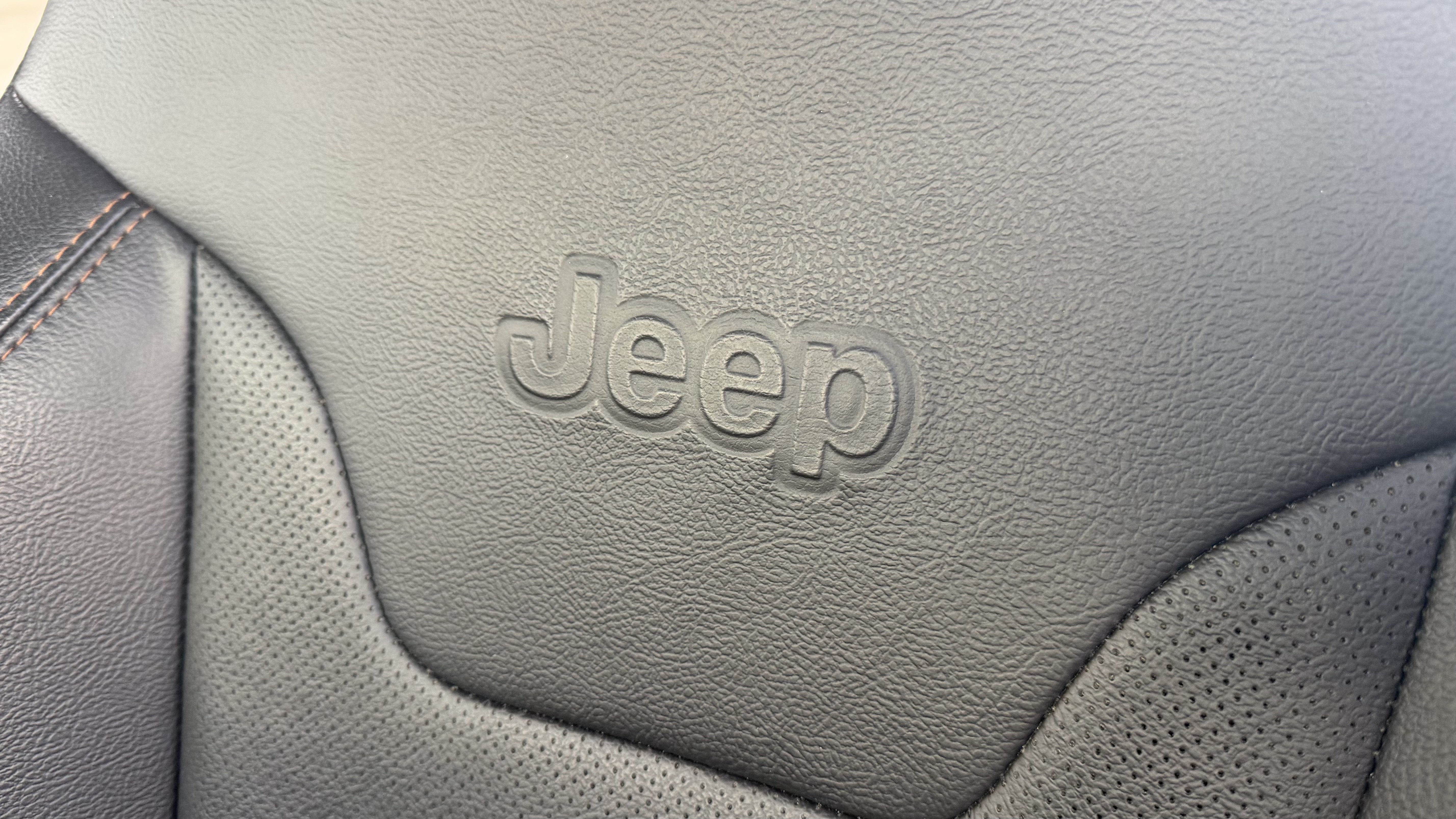 Used 2021 Jeep Compass Limited AWD/4WD image 12