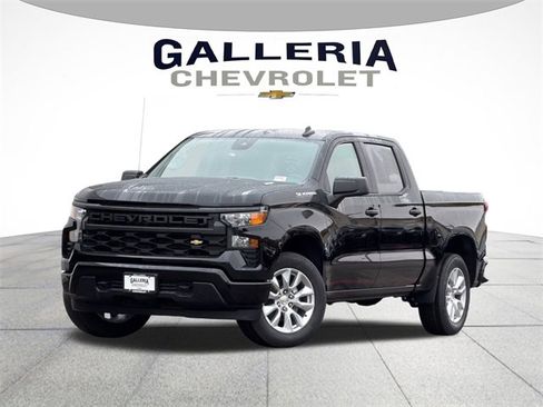 New 2026 Chevrolet Silverado 1500 Custom image 2