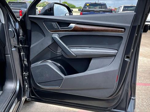 Used 2020 Audi Q5 2.0T Premium Plus w/ Premium Plus Package image 23