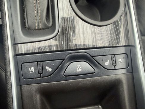 Used 2017 Chevrolet Impala Premier w/ Enhanced Convenience Package image 18