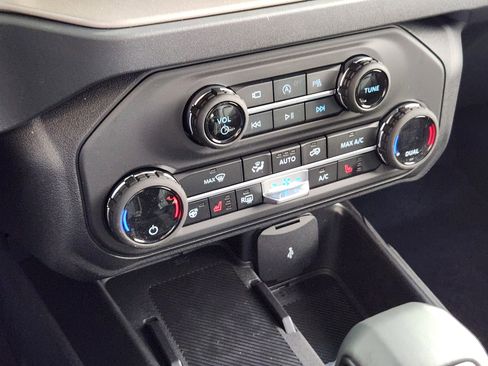 New 2026 Ford Bronco Outer Banks AWD/4WD image 24