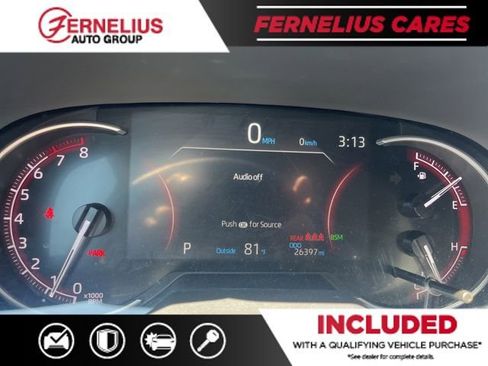 Used 2025 Toyota RAV4 XLE AWD/4WD image 10