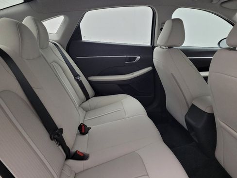Used 2023 Hyundai Sonata SE FWD image 19