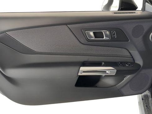 Used 2025 Ford Mustang EcoBoost image 14