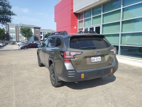 Used 2025 Subaru Outback Wilderness AWD/4WD image 4