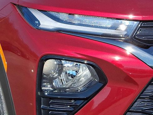 Used 2023 Chevrolet TrailBlazer RS image 9