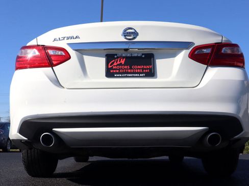 Used 2017 Nissan Altima 2.5 S w/ Power Driver Seat Package image 9