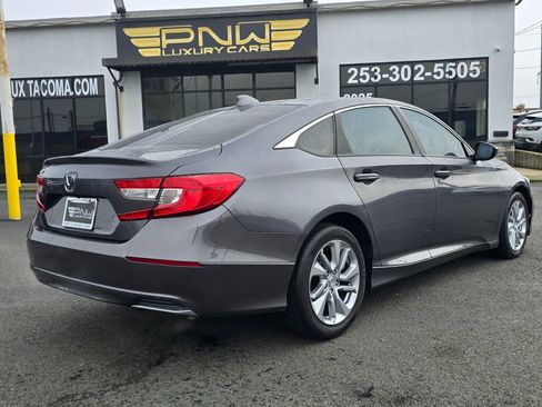 Used 2019 Honda Accord LX image 10