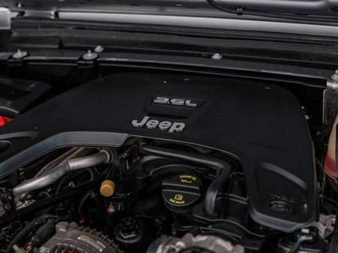 Used 2020 Jeep Gladiator Rubicon image 20