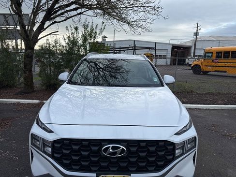 Certified 2023 Hyundai Santa Fe SEL image 2