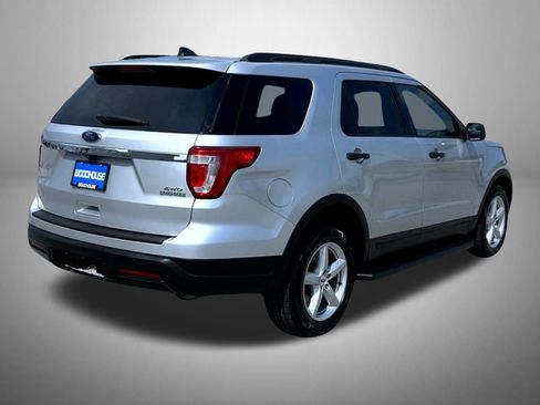 Used 2018 Ford Explorer 4WD image 6