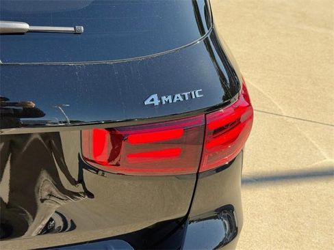 Certified 2025 Mercedes-Benz GLB 250 4MATIC image 11