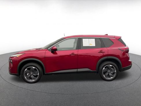 Used 2025 Nissan Rogue SV AWD/4WD image 9