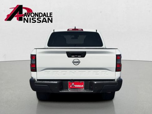 Used 2023 Nissan Frontier S w/ Technology Package RWD image 4
