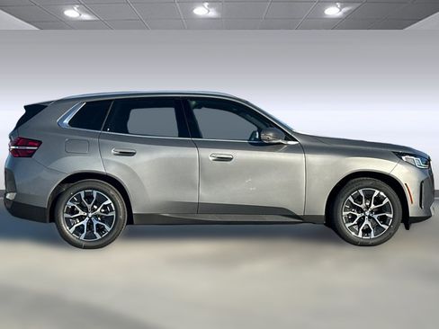 Used 2026 BMW X3 xDrive30i w/ Premium Package AWD/4WD image 8