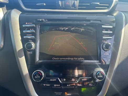 Certified 2024 Nissan Murano SV w/ SV Midnight Edition Package image 21