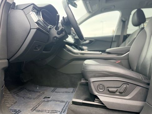 Certified 2023 Audi Q7 2.0T Premium w/ Convenience Package image 10
