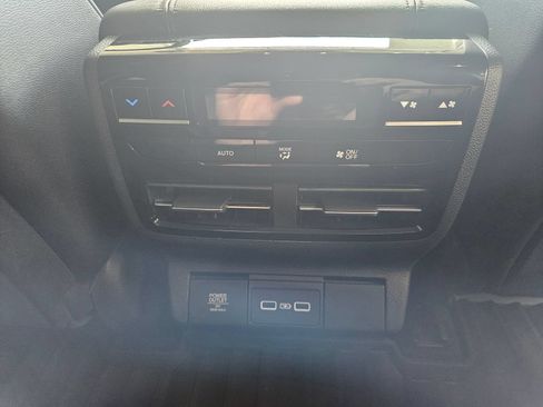 Used 2023 Acura MDX SH-AWD image 39
