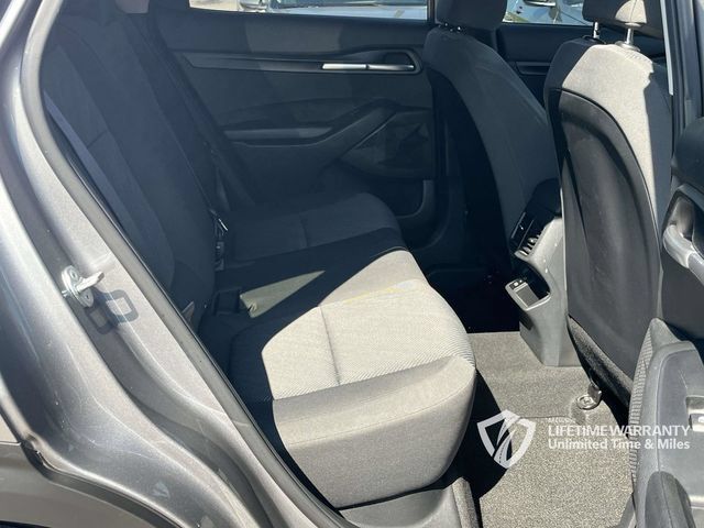 Used 2024 Kia Seltos LX AWD/4WD image 24