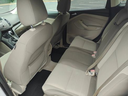 Used 2014 Ford Escape SE FWD image 14