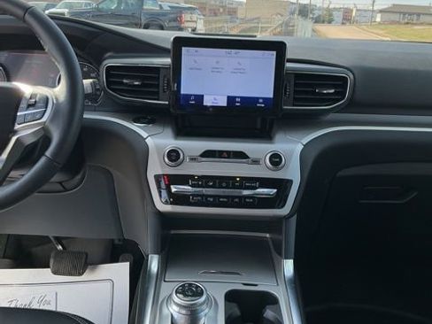 Used 2024 Ford Explorer XLT w/ Equipment Group 202A image 23