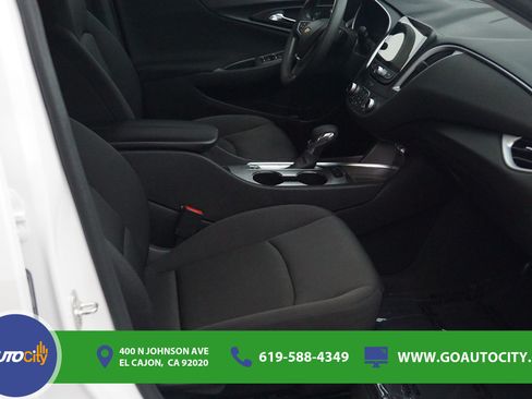Used 2024 Chevrolet Malibu LT FWD image 8
