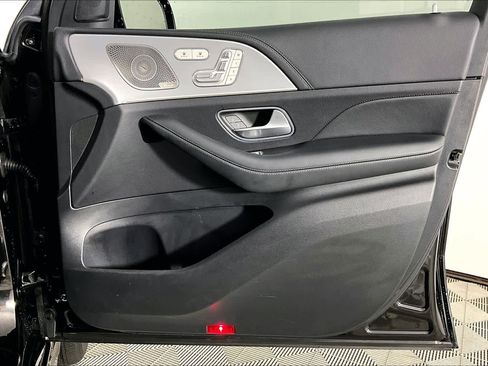 Used 2024 Mercedes-Benz GLE 53 AMG 4MATIC Coupe image 21