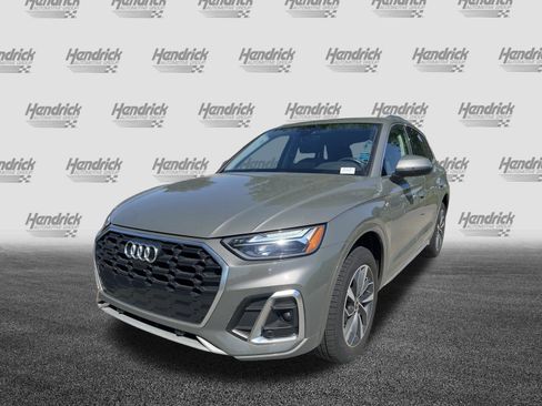 Used 2023 Audi Q5 2.0T Premium Plus w/ Premium Plus Package AWD/4WD image 5