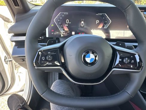 New 2026 BMW 530i w/ Premium Package image 28