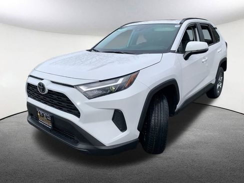 New 2025 Toyota RAV4 XLE image 6