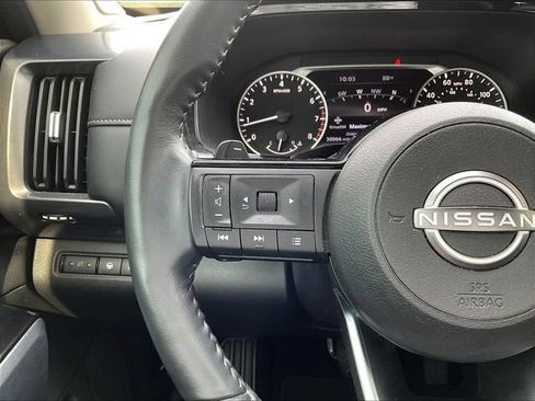 Used 2024 Nissan Pathfinder SL w/ SL Premium Package FWD image 13