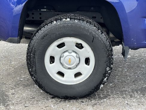 Used 2017 Chevrolet Colorado W/T image 40