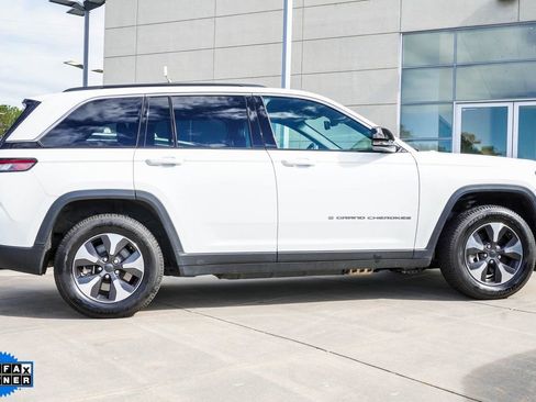 Used 2024 Jeep Grand Cherokee Limited 4xe AWD/4WD image 8