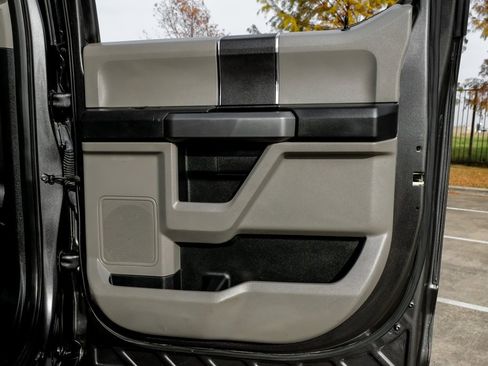 Used 2016 Ford F150 XLT image 53