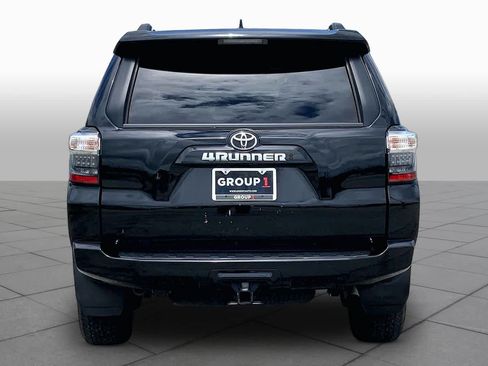 Used 2023 Toyota 4Runner SR5 AWD/4WD image 5