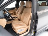 Certified 2017 Porsche Macan image 5