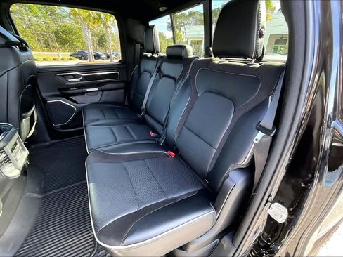 Used 2024 RAM 1500 Laramie image 20