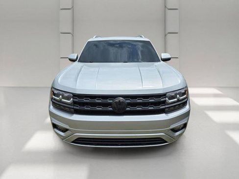 Used 2018 Volkswagen Atlas SEL Premium AWD/4WD image 2