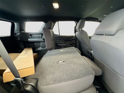 New 2026 Toyota 4Runner SR5 image 24