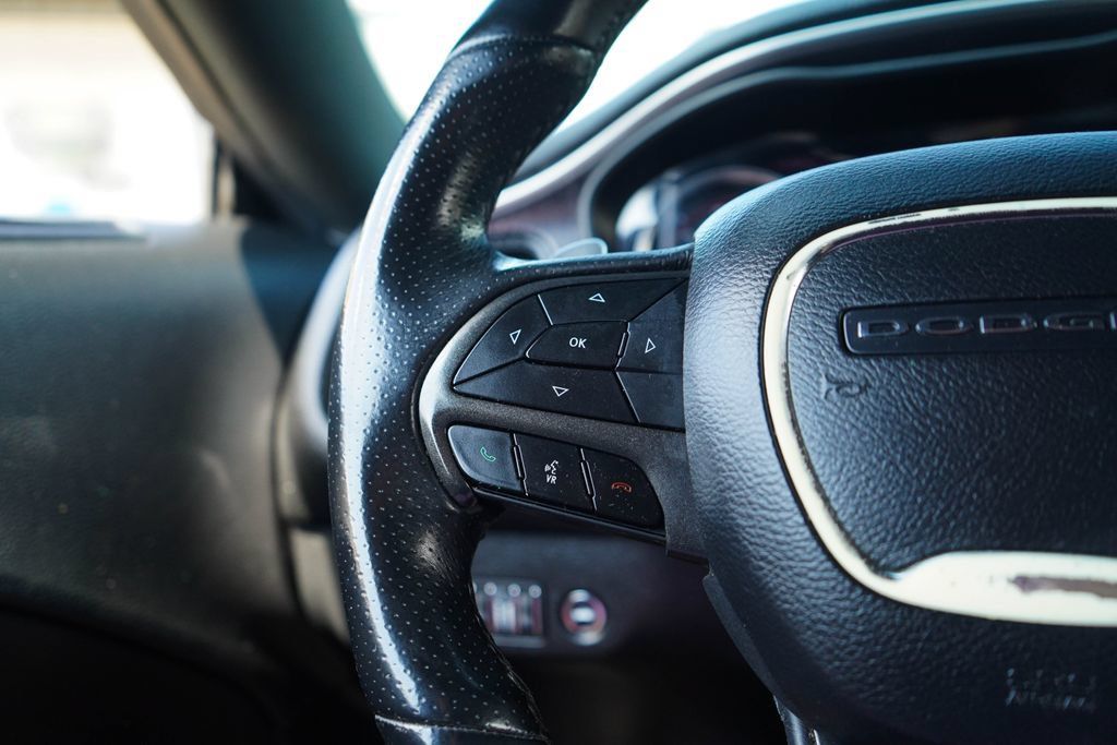 Used 2018 Dodge Challenger R/T RWD image 29