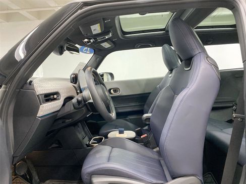 Certified 2025 MINI Cooper S image 17