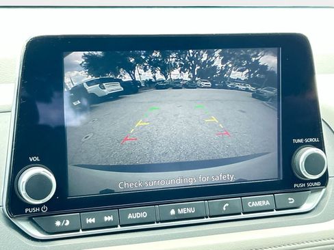Used 2023 Nissan Rogue SV FWD image 20