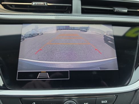 Used 2022 Buick Encore GX Select AWD/4WD image 29