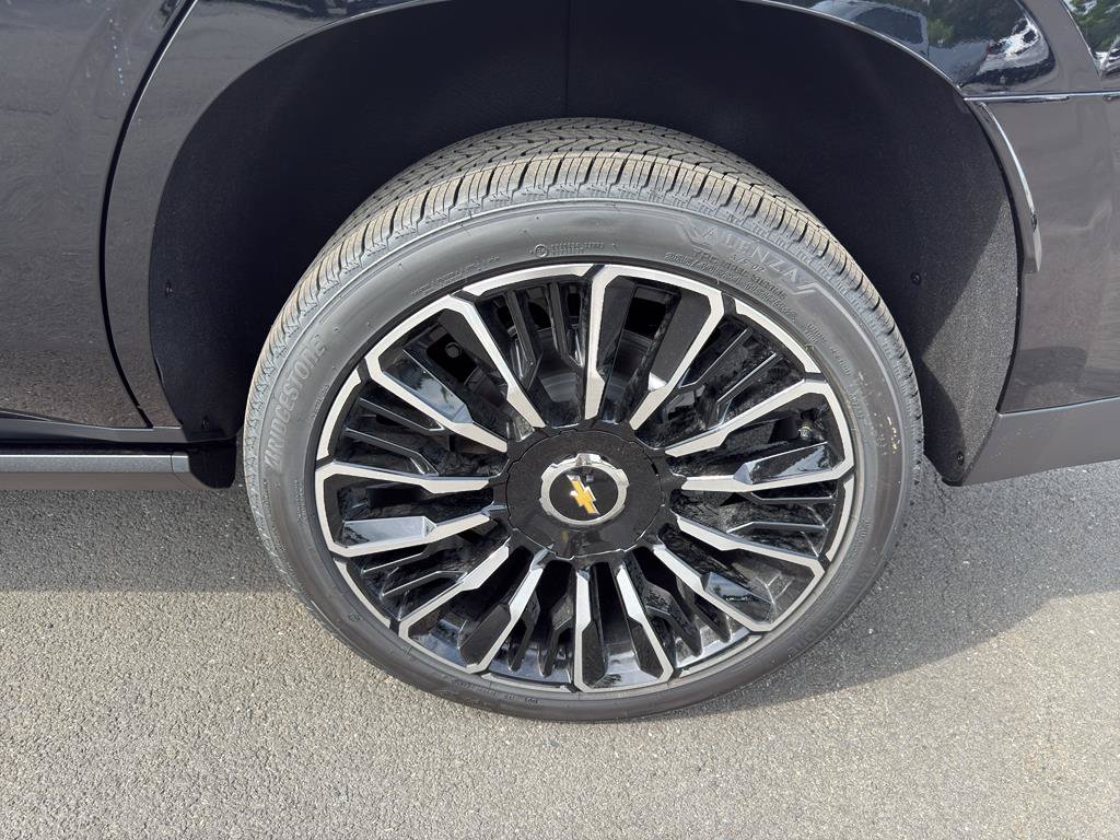 New 2026 Chevrolet Tahoe High Country AWD/4WD image 25
