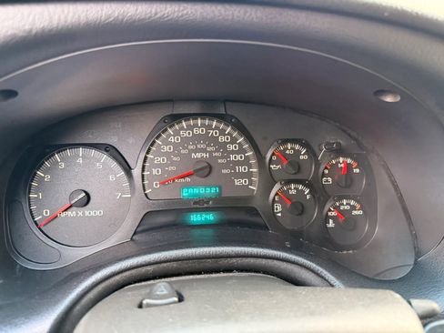 Used 2005 Chevrolet TrailBlazer LS w/ LS Preferred Equipment Group RWD image 15